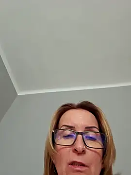 Steffi45 online show from March 18, 2026, 2:53 pm