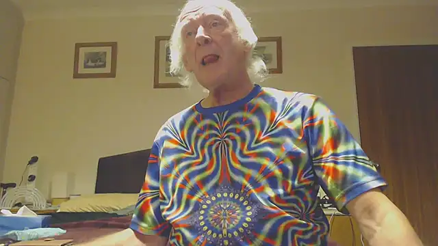 WaverlyKernow online show from January 17, 2025, 8:22 pm