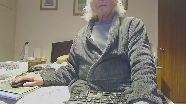 WaverlyKernow online show from September 16, 2025, 6:53 pm