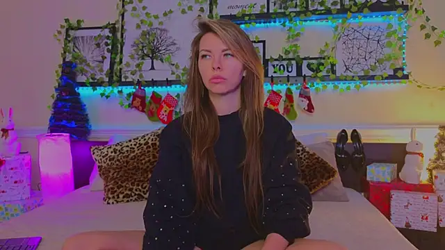 Real Tini online show from January 7, 2025, 1:03 pm