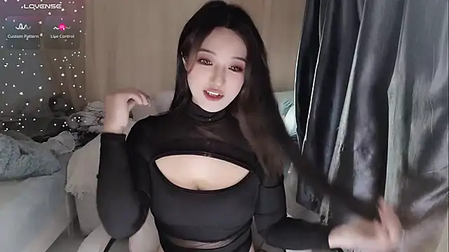 Ti amo UU online show from January 31, 2025, 7:29 am