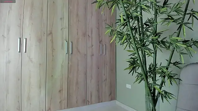 were-Naughty online show from January 11, 2025, 10:40 pm