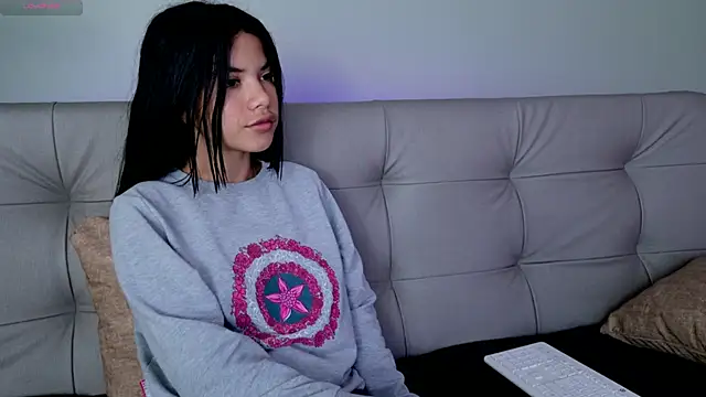 were-Naughty online show from January 23, 2025, 4:37 pm