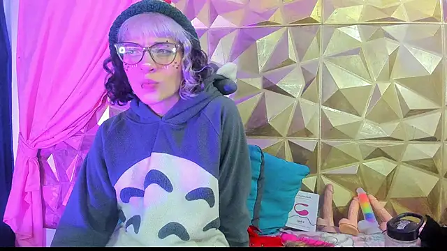 neeko princes online show from December 23, 2024, 3:23 pm