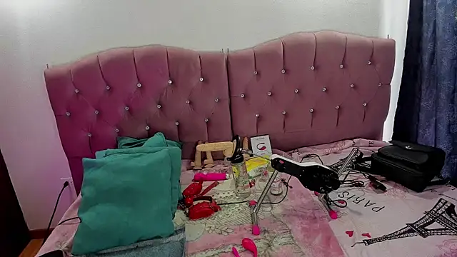 neeko princes online show from October 22, 2025, 12:05 pm