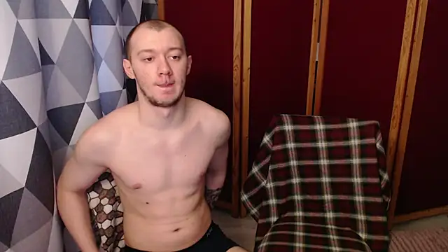 Emma and Tyller online show from December 4, 2024, 7:50 am