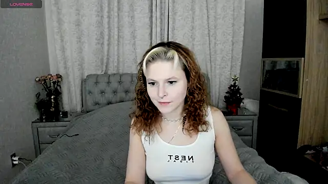 rocky foxy online show from January 21, 2025, 10:41 pm