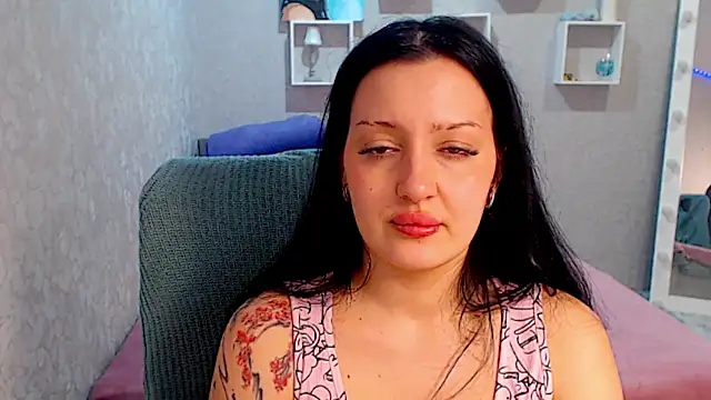 SkarlettMonliss online show from April 19, 2026, 6:10 pm