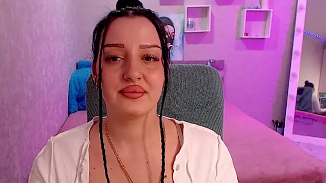 SkarlettMonliss online show from April 23, 2026, 3:47 pm