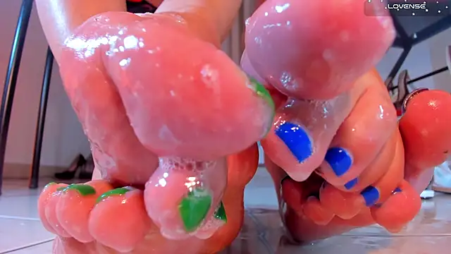 Katherinlevinee1 online show from October 30, 2025, 12:12 am