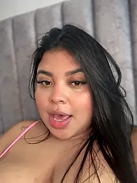 Emily cooper20 online show from September 21, 2025, 8:43 pm