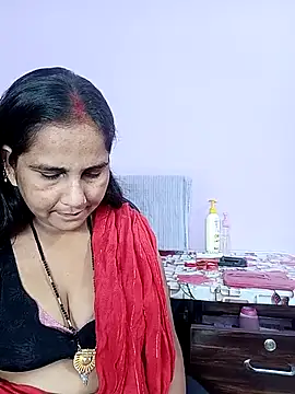 reemacouple007 online show from April 20, 2026, 4:26 am