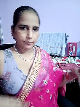Snapshot of reemacouple007 chatting on June 30, 2026, 4:46 am reemacouple007 online show from June 30, 2026, 4:46 am