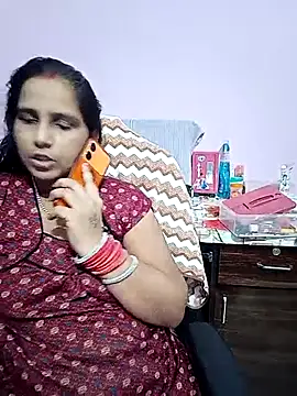 Snapshot of reemacouple007 chatting on July 18, 2026, 6:50 am reemacouple007 online show from July 18, 2026, 6:50 am