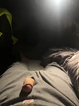 freenki41 online show from April 11, 2026, 6:56 pm