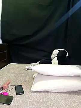 Snapshot of Blossam_07 chatting on January 5, 2025, 1:36 pm Blossam 07 online show from January 5, 2025, 1:36 pm