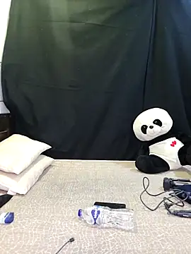 Snapshot of Blossam_07 chatting on February 14, 2025, 6:51 pm Blossam 07 online show from February 14, 2025, 6:51 pm