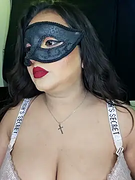 Snapshot of Blossam_07 chatting on February 15, 2025, 4:01 pm Blossam 07 online show from February 15, 2025, 4:01 pm