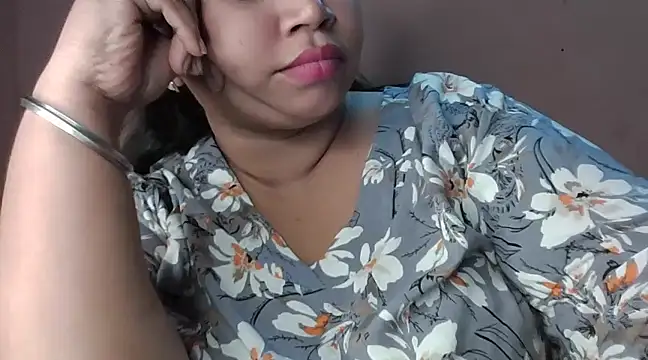 Snapshot of Ravina_patil1 chatting on January 21, 2025, 1:08 am Ravina patil1 online show from January 21, 2025, 1:08 am