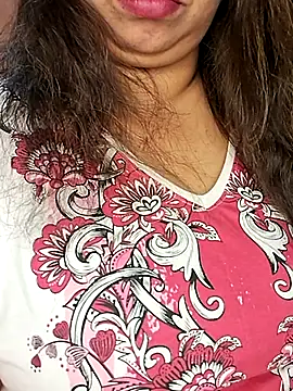 Snapshot of Ravina_patil1 chatting on February 27, 2025, 6:20 pm Ravina patil1 online show from February 27, 2025, 6:20 pm