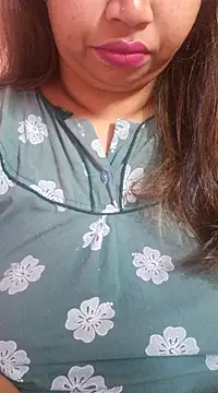 Snapshot of Ravina_patil1 chatting on March 15, 2025, 3:37 pm Ravina patil1 online show from March 15, 2025, 3:37 pm