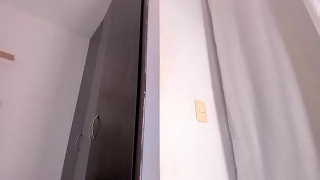 Snapshot of Avaline_Blancx chatting on February 5, 2025, 3:23 am Avaline Blancx online show from February 5, 2025, 3:23 am