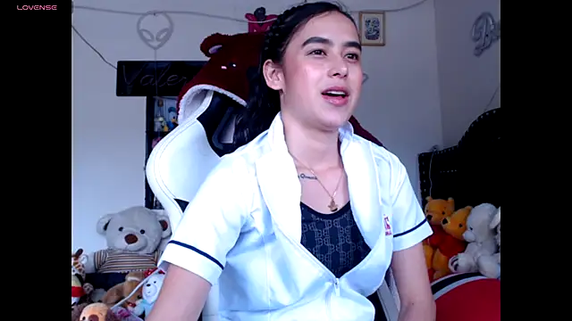 ValeryBaker  online show from November 4, 2025, 6:07 pm