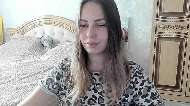 Snapshot of Mia_shy1 chatting on November 10, 2025, 8:24 am Mia shy1 online show from November 10, 2025, 8:24 am