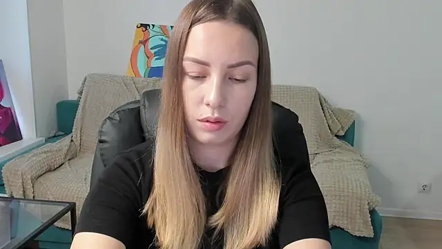 Snapshot of Mia_shy1 chatting on November 28, 2025, 6:27 am Mia shy1 online show from November 28, 2025, 6:27 am