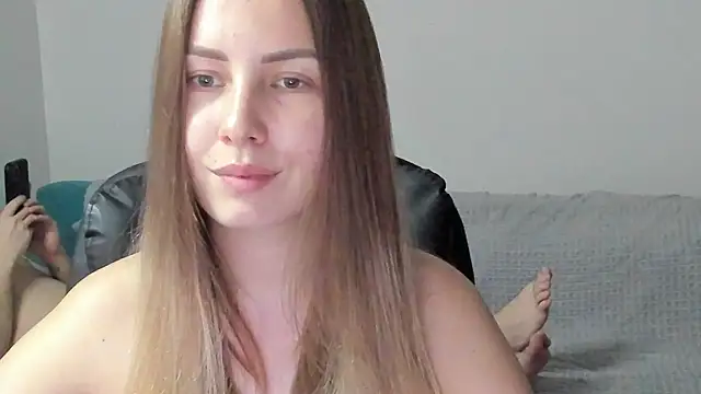 Snapshot of Mia_shy1 chatting on January 12, 2026, 8:47 pm Mia shy1 online show from January 12, 2026, 8:47 pm