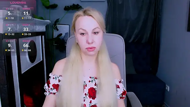 Anny Jey  online show from February 4, 2025, 6:06 pm