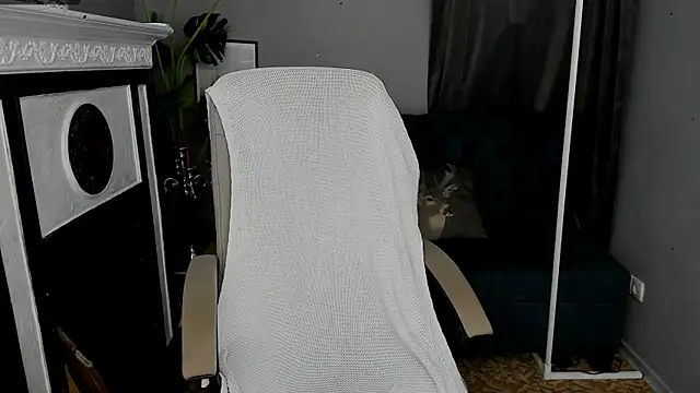 Anny Jey  online show from March 19, 2025, 4:03 am