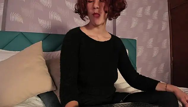 Moony 14 online show from January 11, 2025, 3:42 pm