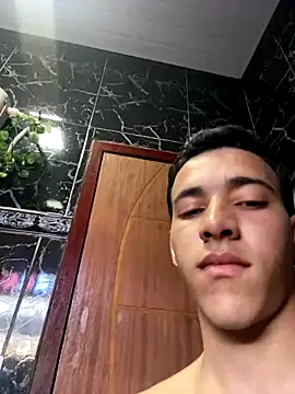 Snapshot of novin19_ chatting on September 21, 2025, 5:58 pm novin19  online show from September 21, 2025, 5:58 pm