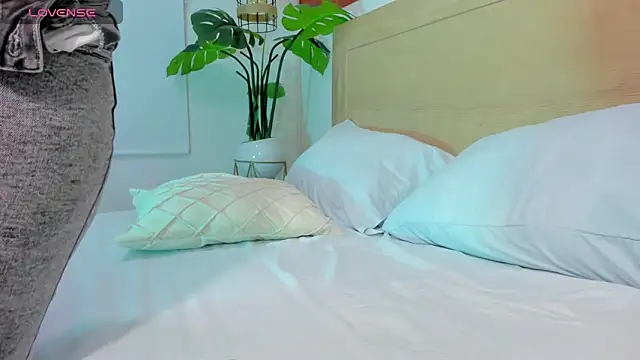 enma30  online show from October 29, 2025, 1:57 pm