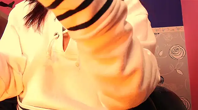 Snapshot of SaraSofia44 chatting on March 15, 2025, 9:41 am SaraSofia44 online show from March 15, 2025, 9:41 am