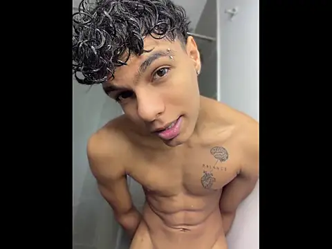 james dreams  online show from May 16, 2026, 12:51 am