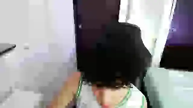 nickconnor01 online show from February 21, 2025, 7:32 pm