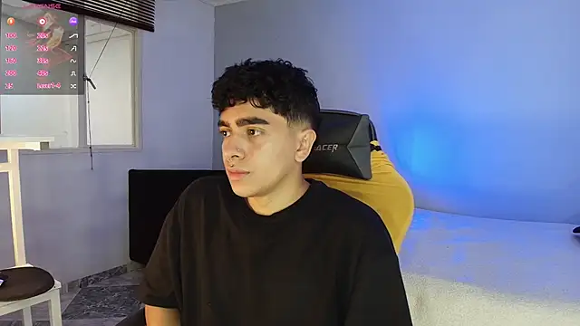  nickconnor01 online show from October 2, 2025, 9:33 pm