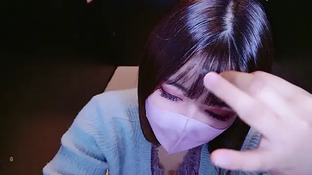 Megu Melon online show from March 25, 2026, 1:06 pm