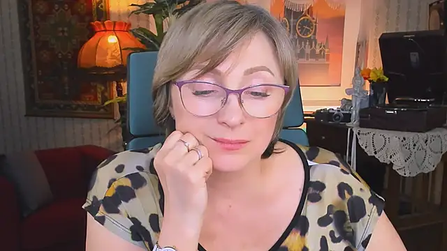 sugar vivien online show from February 5, 2025, 3:20 pm