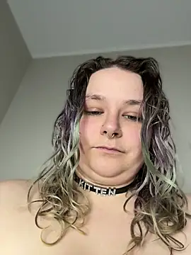 Snapshot of kitten0760 chatting on June 8, 2026, 6:19 pm kitten0760 online show from June 8, 2026, 6:19 pm