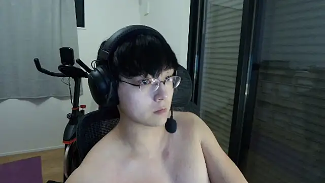 Tkcqcc online show from September 28, 2025, 4:12 pm