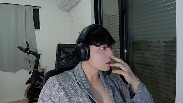 Tkcqcc online show from October 21, 2025, 12:50 pm