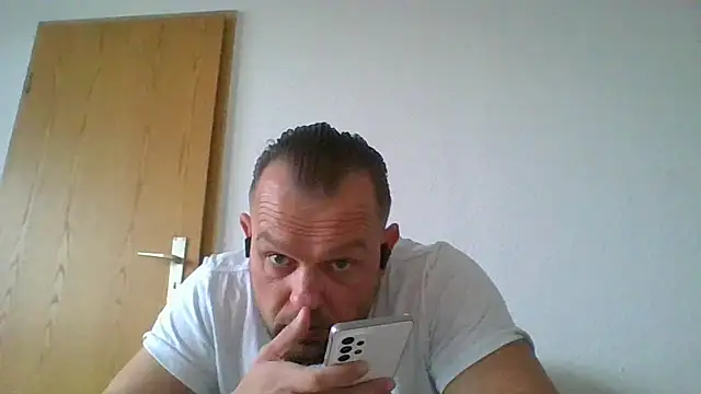 Snapshot of xxMarcusxx0 chatting on December 27, 2024, 2:12 pm xxMarcusxx0 online show from December 27, 2024, 2:12 pm