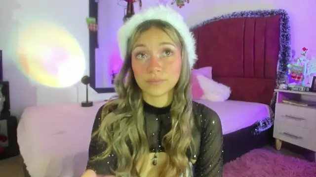 alisson zafiro  online show from December 24, 2024, 9:06 am