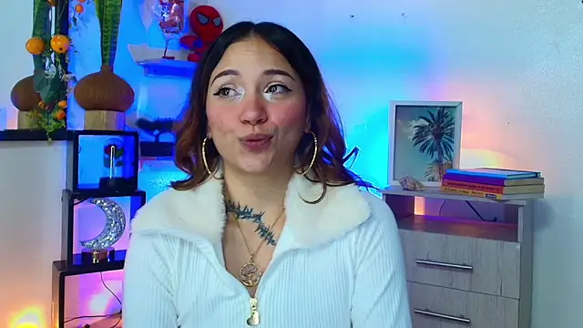 Snapshot of alisson_zafiro_ chatting on May 22, 2026, 3:24 am alisson zafiro online show from May 22, 2026, 3:24 am