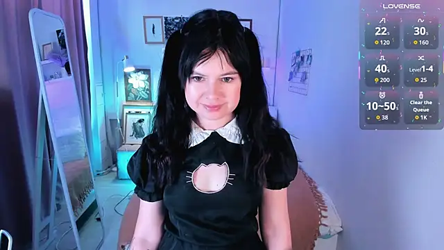 Snapshot of Lil_Amelie chatting on July 23, 2026, 10:13 am Lil Amelie online show from July 23, 2026, 10:13 am