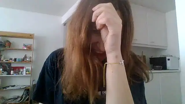 JasmineGlamour online show from April 17, 2026, 3:15 pm