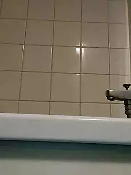 Snapshot of wedge75 chatting on January 11, 2025, 8:33 am wedge75 online show from January 11, 2025, 8:33 am